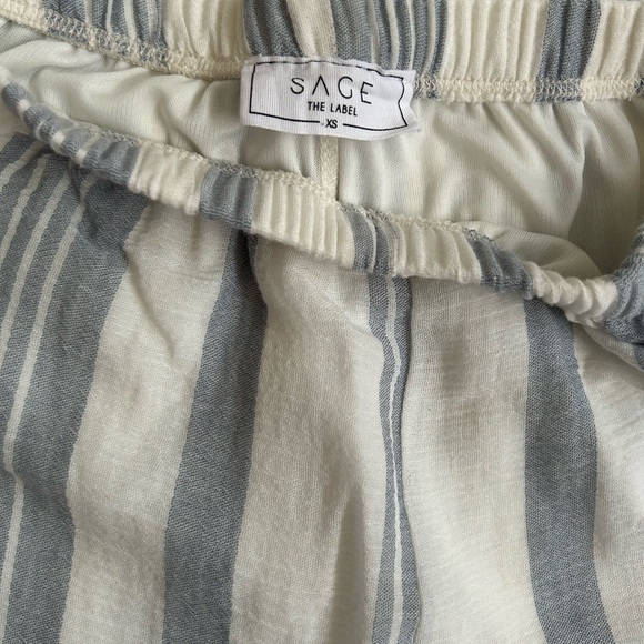 Sage XS Women’s Gauze 2 piece set - Picture 3 of 4